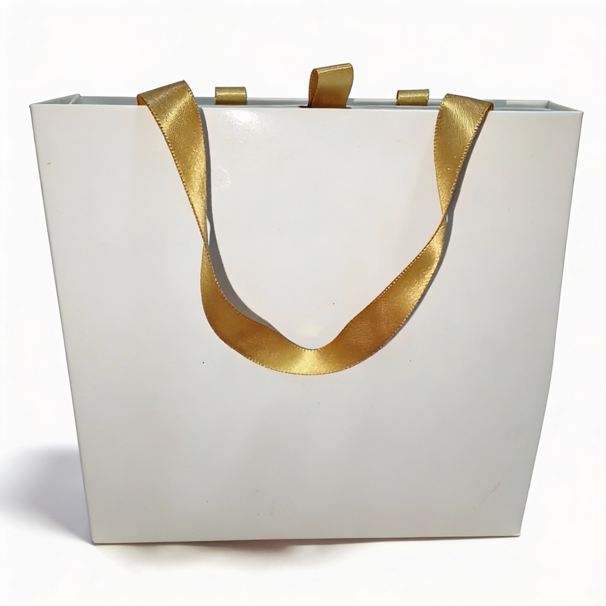 Premium Gift Bag with Gold Handles – Elegant 4×18×18 cm Premium Gift Bag with Gold Handles – Elegant 4×18×18 cm